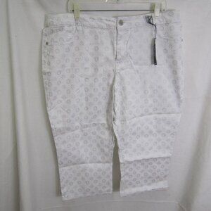 Roz & Ali White & Silver Jean Capris sz 20 "NWT"